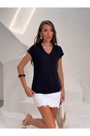 Kadın Lacivert V Yaka Dökümlü Basic T-Shirt NJ142