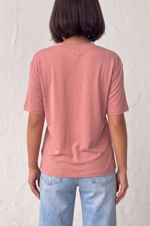Kadın Gül Kurusu V Yaka Kısa Kollu Basic T-Shirt NJ144