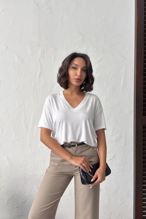 Kadın Gül Kurusu V Yaka Kısa Kollu Basic T-Shirt NJ144