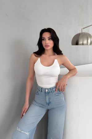 Kadın Ekru Şeffaf Askı Gloplu Crop Bluz ELT3004