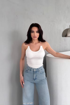 Kadın Ekru Şeffaf Askı Gloplu Crop Bluz ELT3004