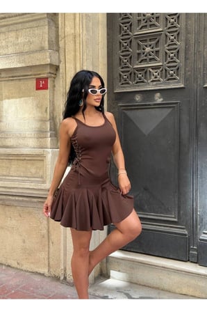 Kadın Kahverengi Kuşgözü Detaylı Askılı Fırfırlı Mini Elbise YEL221710