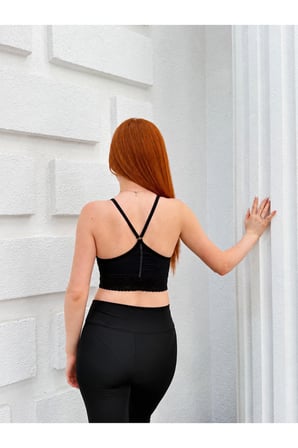 Kadın Beyaz Dantelli Göğüs Pedli Sırtı Çapraz Askılı Spor Crop Büstiyer KR5001