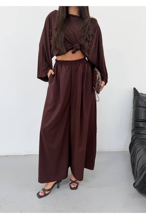 Kadın Kahverengi Beli Lastikli Geniş Paça Pantolon FRV0227
