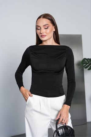 Kadın Siyah Kayık Yaka Drape Detaylı Bluz PC7006