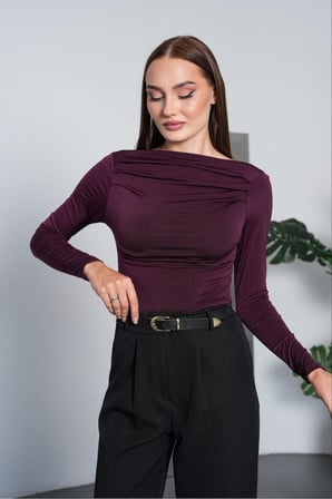 Kadın Siyah Kayık Yaka Drape Detaylı Bluz PC7006