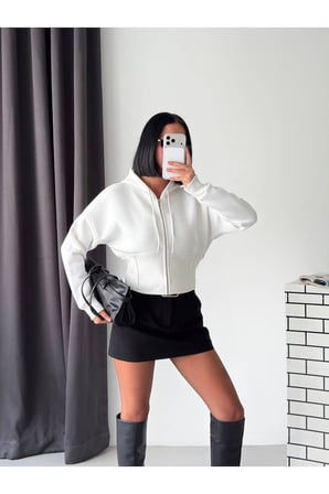 Kadın Ekru Korse Detaylı Fermuarlı Kapüşonlu Crop Sweatshirt GET26224