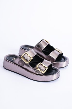 Calie Kadın Anatomik Comfort İki Bantlı Gold Detay Tokalı Esnek Yazlık Günlük Flat Sandalet Terlik