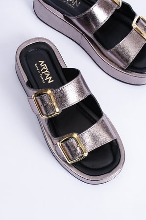Calie Kadın Anatomik Comfort İki Bantlı Gold Detay Tokalı Esnek Yazlık Günlük Flat Sandalet Terlik