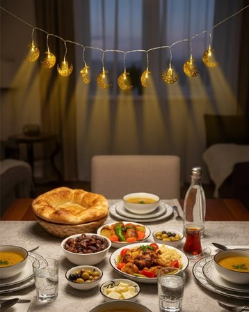 Pilli Minareli Hilal Led Işık Gold Metal Ramazan Dekorasyonu