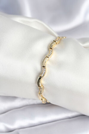 Pirinç Gold Renk Dalgalı Model Kadın Bileklik - TJ-BB7962