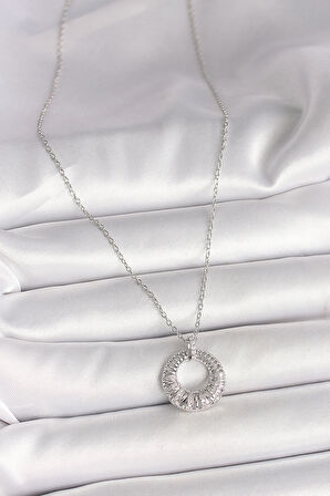 316L Çelik Gümüş Renk Zincir Zirkon Taş İşlemeli Daire Model Kadın Kolye - TJ-BKO9969