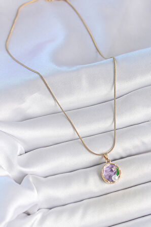316L Çelik Gold Renk Zincir Mor Çiçek İşlemeli Zirkon Taş İnci Detaylı Minimal Portre Model Kadın Kolye - TJ-BKO10134