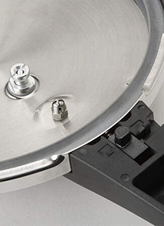 Düdüklü Tencere VITESSE SET PRESSURE COOKER 4+7 L