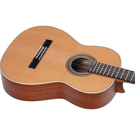 Ortega R18SSN Traditional Series Klasik Gitar (Natural)