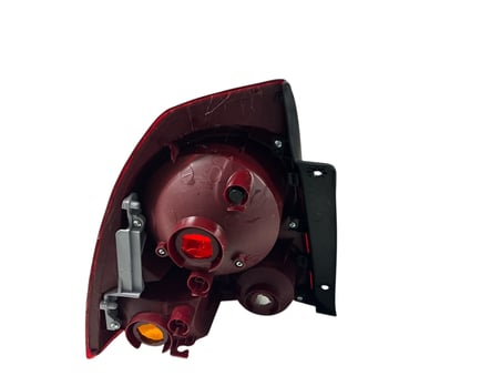 HYUNDAİ ACCENT 2003-2006 ADMİRE SAĞ ARKA STOP LAMBASI