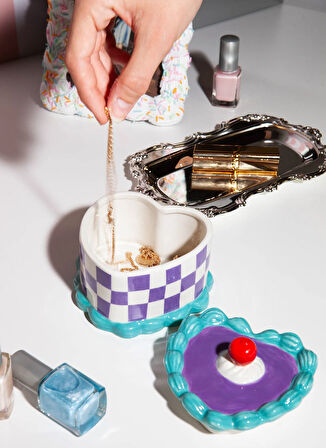 Doiy Çok Renkli Dekoratif Obje DOIY Sweetie Kalp Dekoratif Kutu