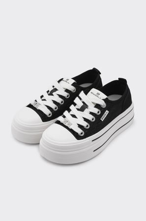 Bağcıklı Taş Aksesuarlı Kadın Sneaker