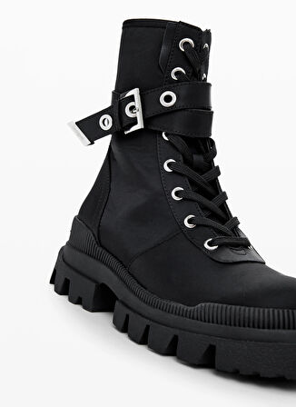 Desigual Siyah Kadın Bot 24WSTY01