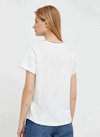 Pepe Jeans Yuvarlak Yaka Baskılı Ekru Kadın T-Shirt PL505746