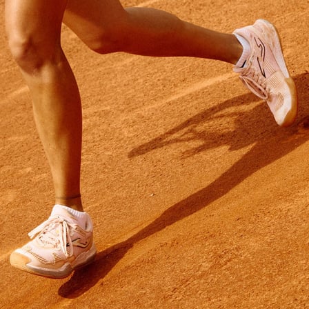 Joma TPOILS2625C Point Lady Toprak Kort Kadın Tenis Ayakkbısı - Krem/Bej