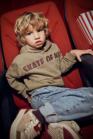 Erkek Çocuk Yazı Baskılı Renk Bloklu Kapüşonlu Sweatshirt - Haki | 5 Yaş