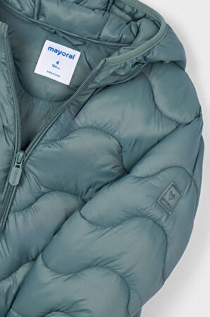 Unisex Çocuk Kapüşonlu Dalgalı Kapitone Şişme Mont - Adaçayı Yeşili | 3 Yaş