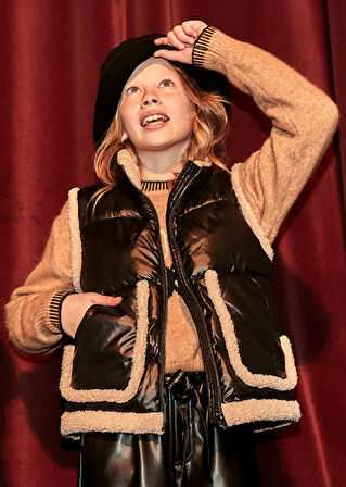 Mayoral Kız Çocuk Siyah Kürk Astarlı Şişme Yelek 7322