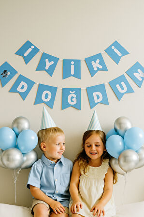 İyi ki Doğdun Banner Mavi Renk Zemin üstüne yazısı Gümüş Varaklı Lüks Karton Doğum Günü Yazısı Flama