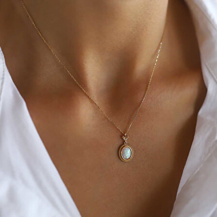 Opal Beyaz Kolye