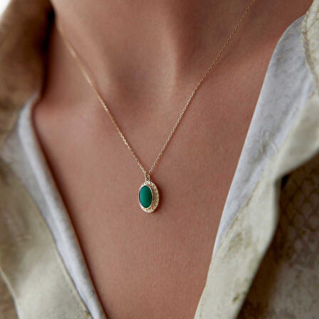 Yeşil Vintage Taşlı Kolye