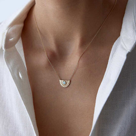 Beyaz Mineli  Via  Kolye