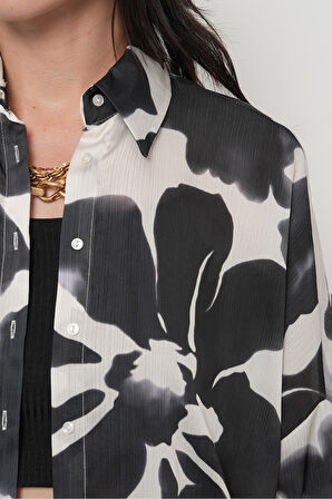 KADIN BÜYÜK ÇİÇEK DESENLİ OVERSİZE GÖMLEK