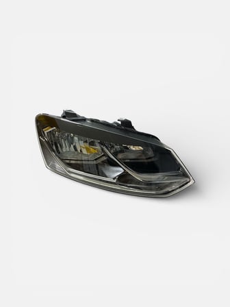 HELLA HL1EB012034021 VOLKSWAGEN POLO SAĞ ÖN FAR LAMBASI 2015-2018