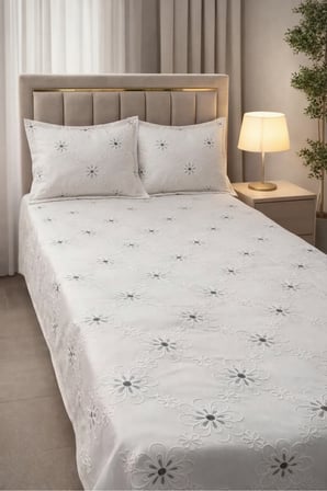 Miar Çift Kişilik Nakışlı Yatak Örtüsü Seti Çiçek Desenli 250x260 cm