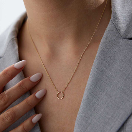 Sade Charm Halkası Kolye