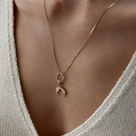 Kanat Charm Kolye
