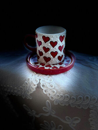 El Yapımı Kalp Desenli Seramik Fincan Kupa