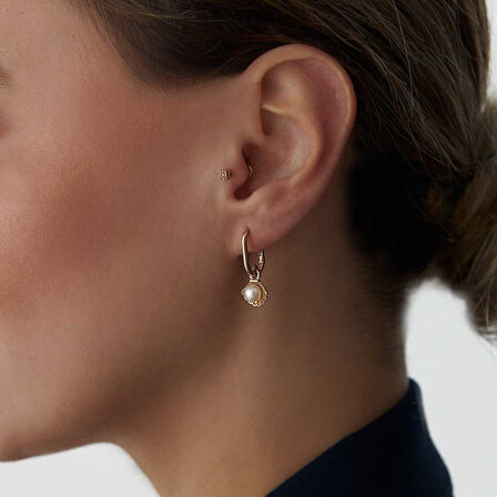 İncili İstiridye Sallantılı Küpe