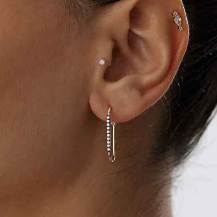 Black Detay Taşlı Ataç Küpe