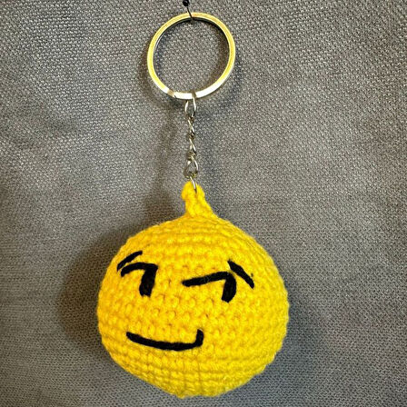 Uretti - Tuğba 9352 9180 El Yapımı Örgü Gülümseyen Emoji Model Anahtarlık