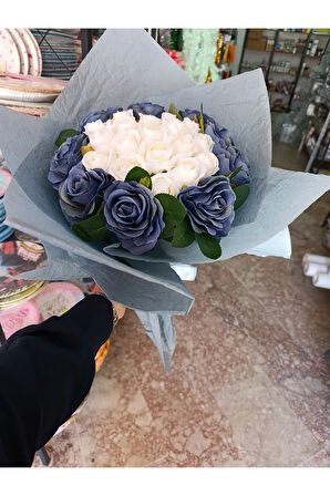 Hediyelik Çiçek buketi Sevgiliye, eşe anneye Özel buket hediye