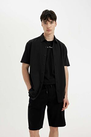 DeFacto Regular Fit Düz Paça Gabardin Bermuda Şort C5397AX24SMBK81