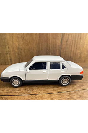 Beyaz Doğan Şahin Metal Çek Bırak Oyuncak Araba Tofaş Şahin Model Araç Kapıları Açılır Klasik Araba