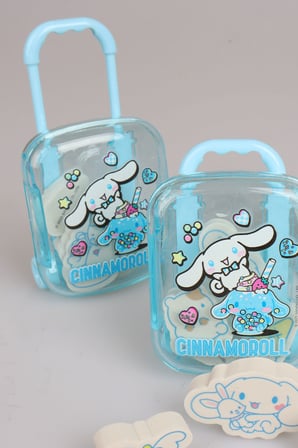 x Dekomus Lisanslı Cinnamoroll Çekçekli Bavul 4'lü Silgi Tek Adet
