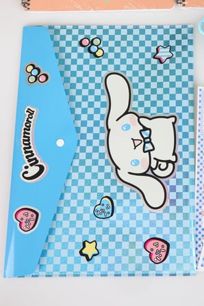 x Dekomus Lisanslı Cinnamoroll & Best Friends 13 Parça Kırtasiye Seti 2 Adet Defter,Uçlu Kalem,Çıtçıt Dosya
