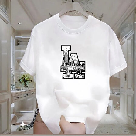 La Baskılı Beyaz Oversize Erkek Tshirt