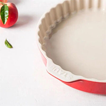 Staub Ceramique Turta Kabı Seramik 30 Cm Kiraz