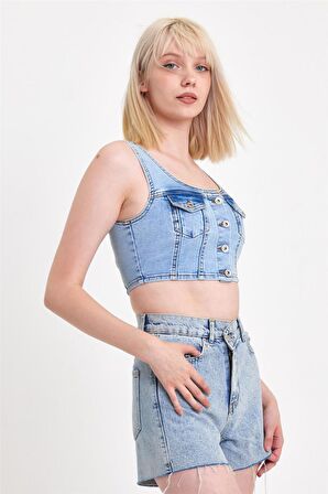 Kadın Önü Düğmeli Cep Detaylı Askılı Denim Crop  Açık Mavi