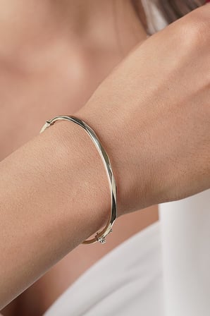 14 Ayar Altın Kelepçe Bilezik Asimetrik İnce